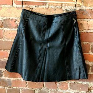 Black faux leather short skirt